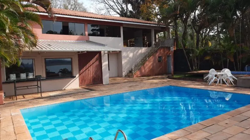 Casa Represa de Avaré Pé na Areia com Piscina Léo – foto 1