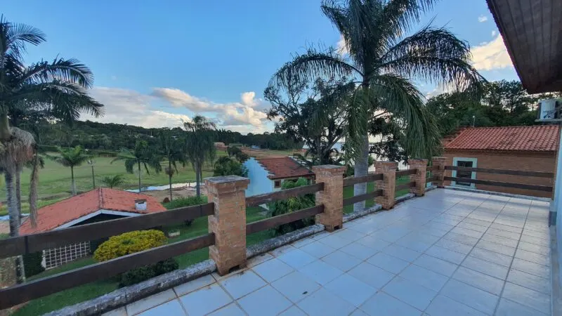 Enorme casa na represa de Avaré com 6 suítes linda pé na areia – foto 1