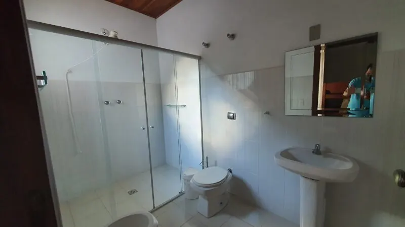 Enorme casa na represa de Avaré com 6 suítes linda pé na areia – foto 3