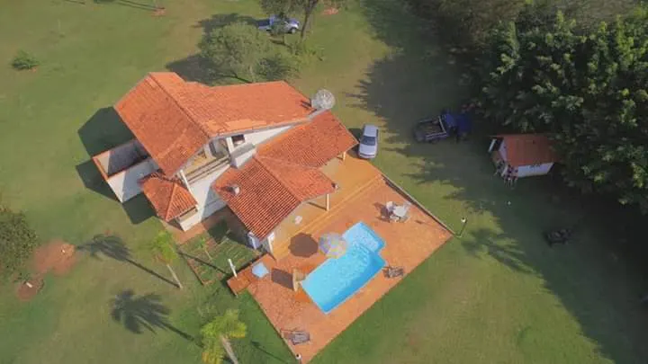 Casa Pé na areia com piscina represa de Itaí Avaré – foto 1