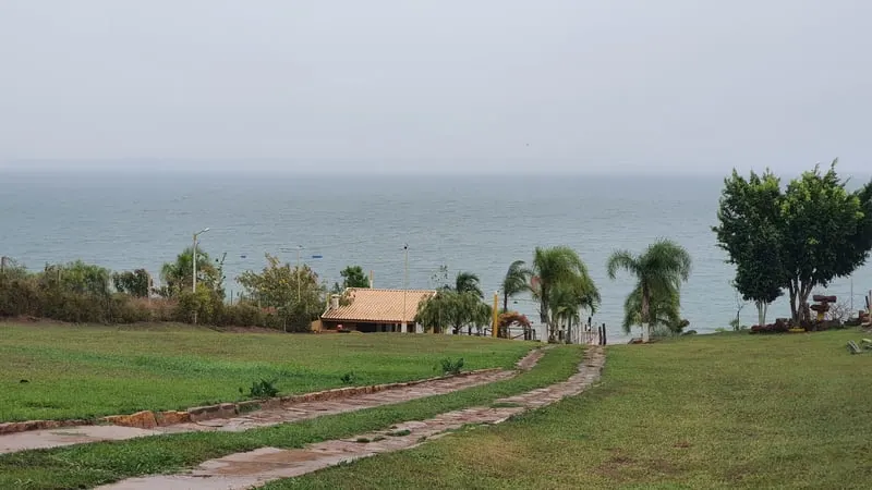 Linda casa Represa em Itaí Pé na Areia – foto 1