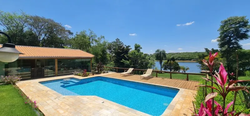 Casa pé na areia ZM com piscina e enorme área verde – foto 1