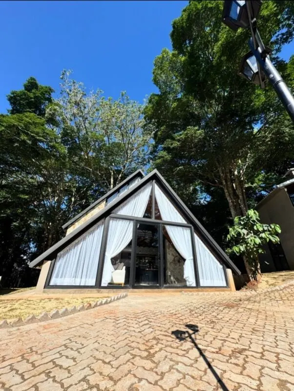 Chalé lindo com Piscina na Represa de Avaré – foto 1